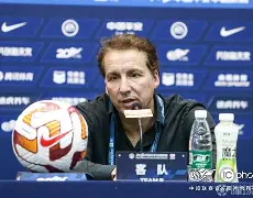 柏林联队新教练实现良好开局，引人关注