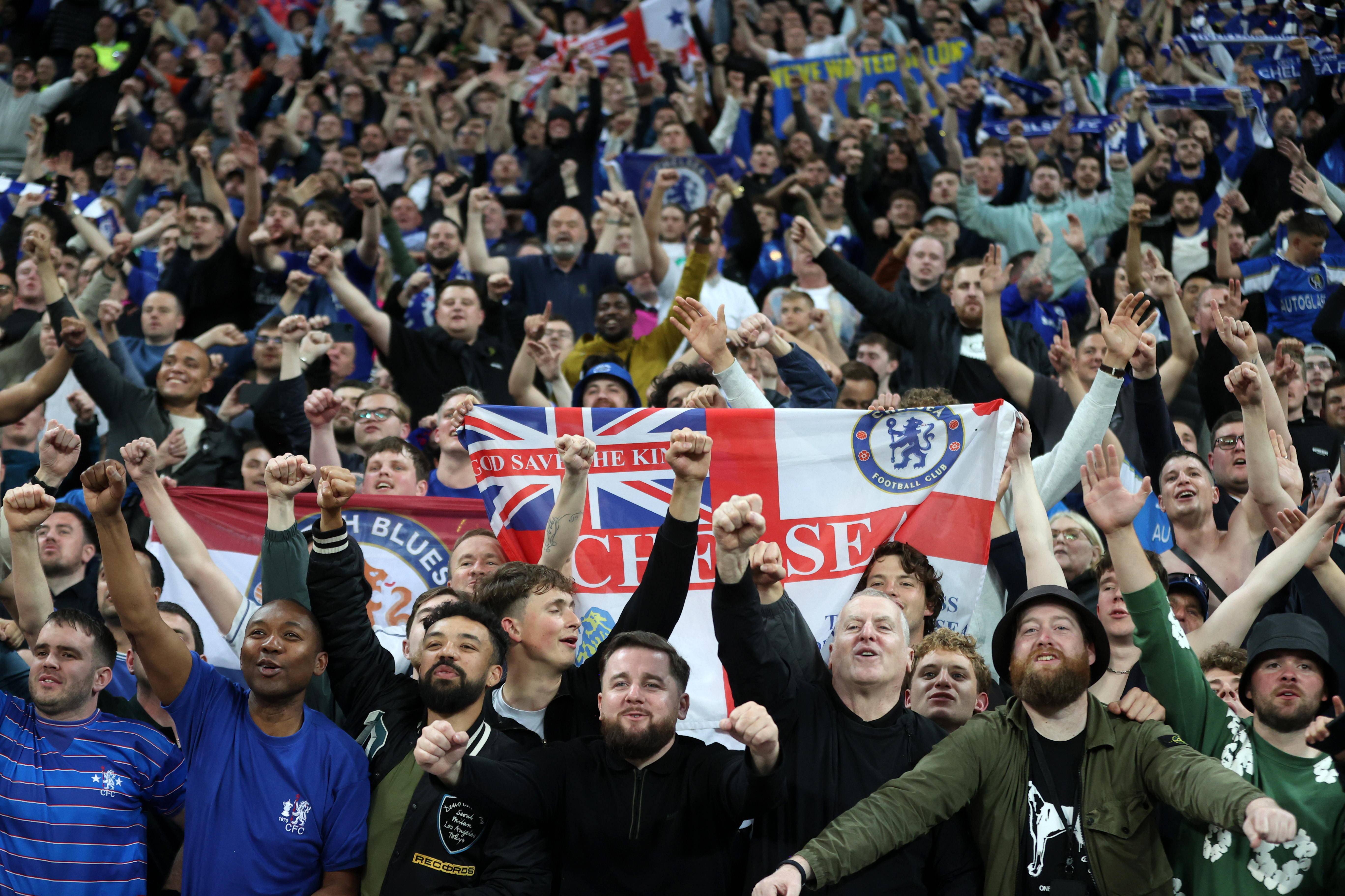 切尔西轻松击败对手,领跑前四! 切尔西轻松击败对手,领跑前四!