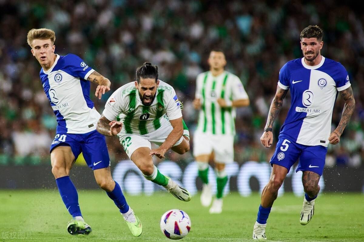 关于瓦伦西亚中场表现抢眼,球队士气飙升的信息 关于瓦伦西亚中场表现抢眼,球队士气飙升的信息