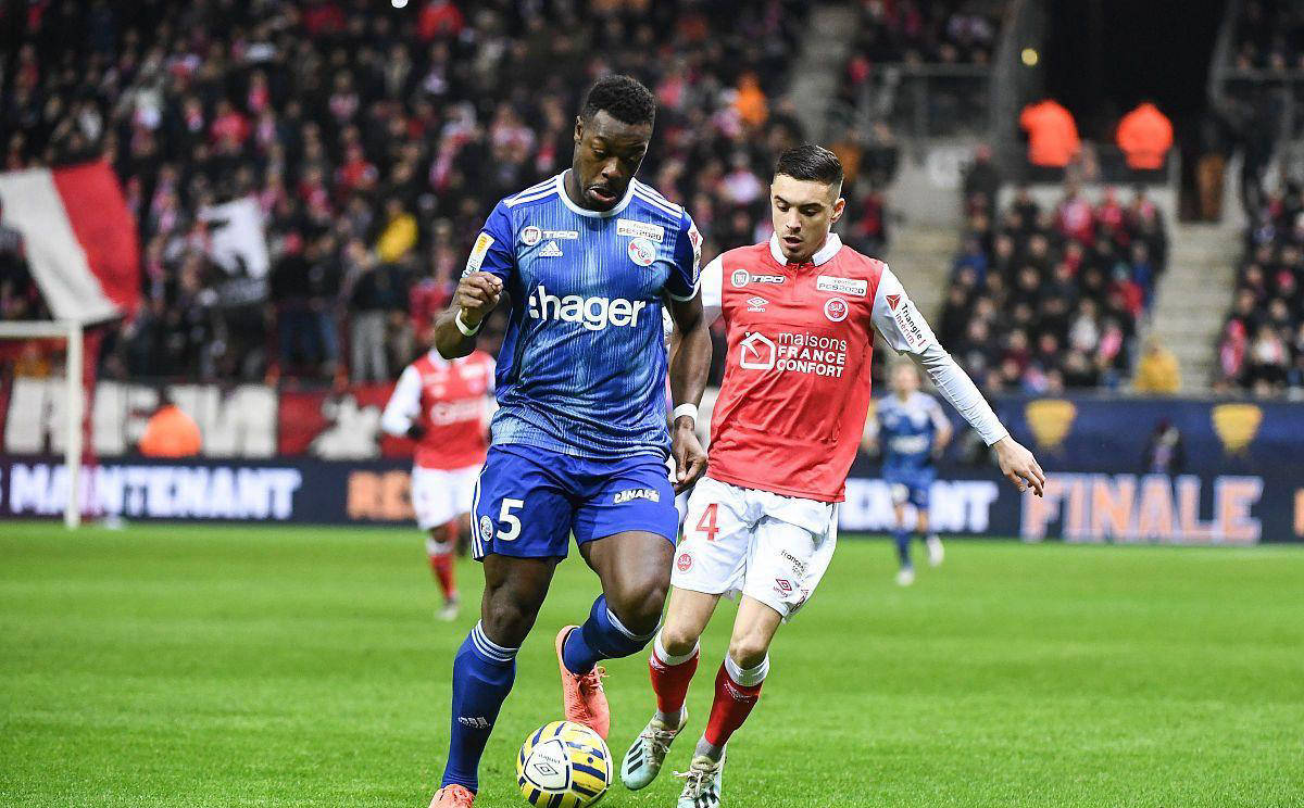 巴黎FC客场惨败，主帅怒斥球员表现