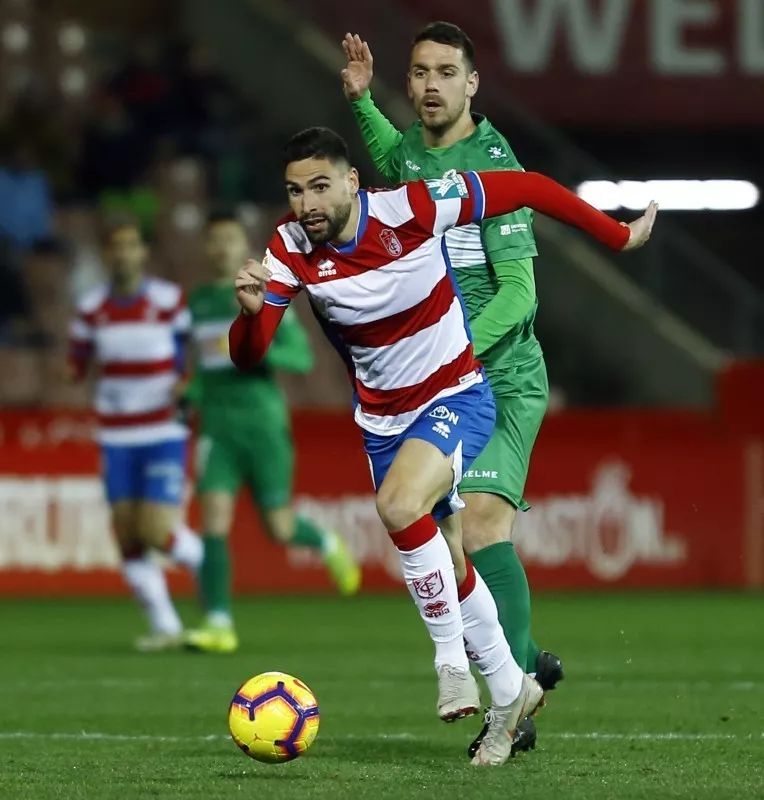 熊猫体育-西班牙篮球联赛：马德里白衣军团持续领跑积分榜