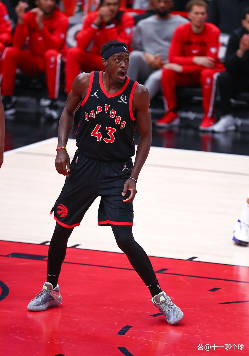 熊猫直播APP-意大利男篮险胜雷霆，拉文绝境逆转